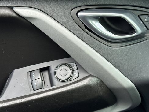 Used 2023 Chevrolet Camaro LT image 12