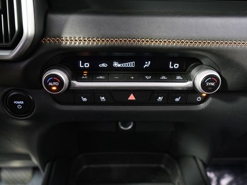 Used 2026 MAZDA CX-50 AWD 2.5 Hybrid w/ Premium Pkg image 30