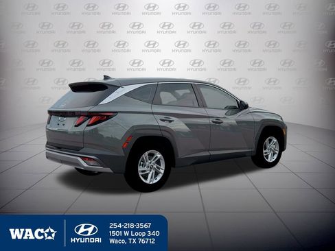 New 2026 Hyundai Tucson SE image 9