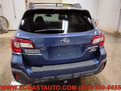 Used 2019 Subaru Outback 3.6R Limited w/ Popular Package #2 AWD/4WD image 8