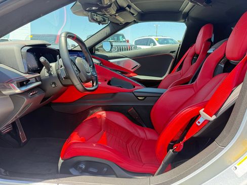 Used 2021 Chevrolet Corvette Stingray Preferred Cpe w/ Z51 Performance Package RWD image 5