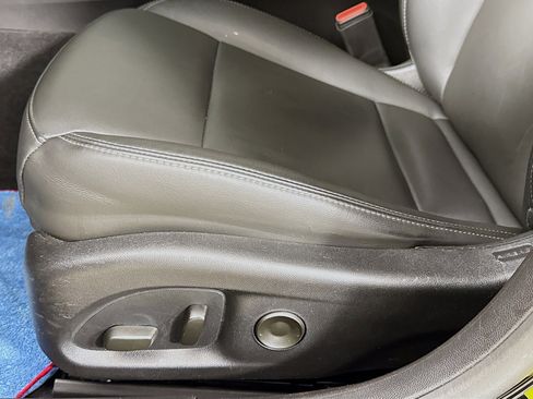 Used 2023 Cadillac CT5 Luxury RWD image 19