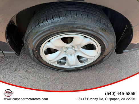 Used 2014 Subaru Forester 2.5i AWD/4WD image 21