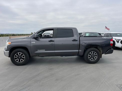 Used 2017 Toyota Tundra SR5 image 4