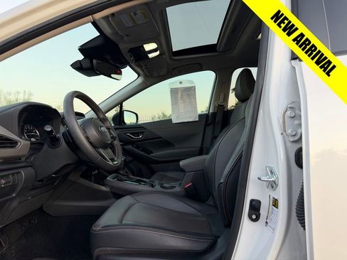 Used 2024 Subaru Crosstrek 2.5i Limited image 3