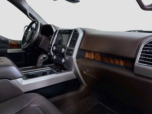Used 2016 Ford F150 King Ranch w/ Equipment Group 601A Luxury AWD/4WD image 29