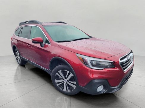 Used 2018 Subaru Outback 2.5i Limited AWD/4WD image 4