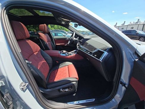 Used 2027 BMW X6 M60i AWD/4WD image 15