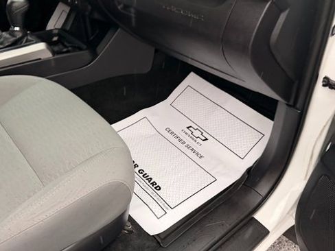 Used 2018 Toyota Tacoma SR5 image 41