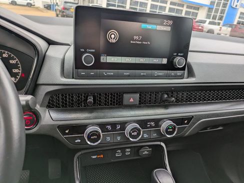 Certified 2025 Honda CR-V Sport image 17