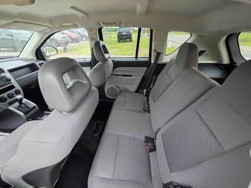 Used 2007 Jeep Compass Sport AWD/4WD image 4