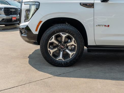 New 2026 GMC Yukon AT4 Ultimate AWD/4WD image 32