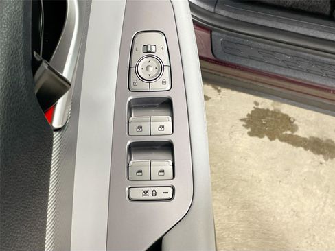 Used 2025 Hyundai Palisade SEL image 18