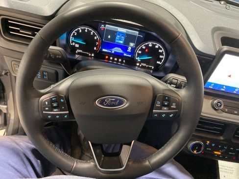 Used 2023 Ford Maverick Lariat w/ Lariat Luxury Package image 24