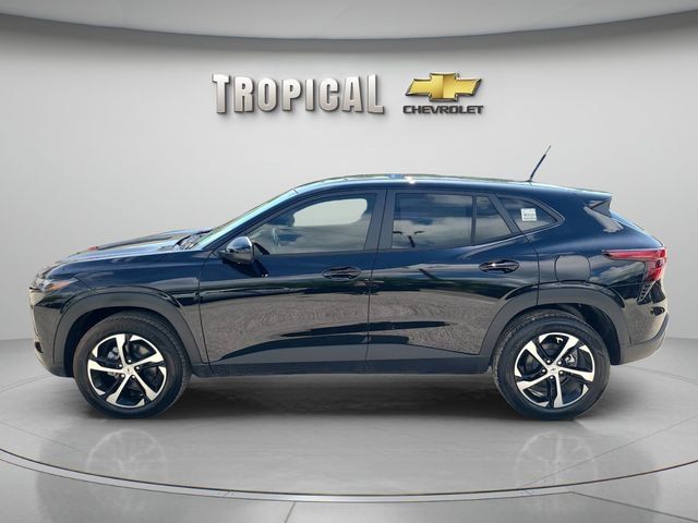 New 2026 Chevrolet Trax RS FWD image 2