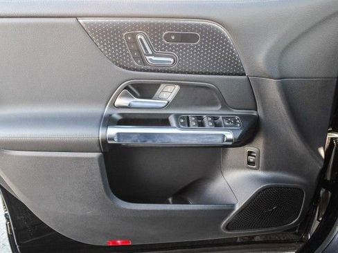 New 2025 Mercedes-Benz EQB 300 300 image 22