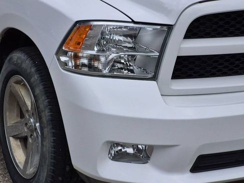 Used 2012 RAM 1500 Express AWD/4WD image 9