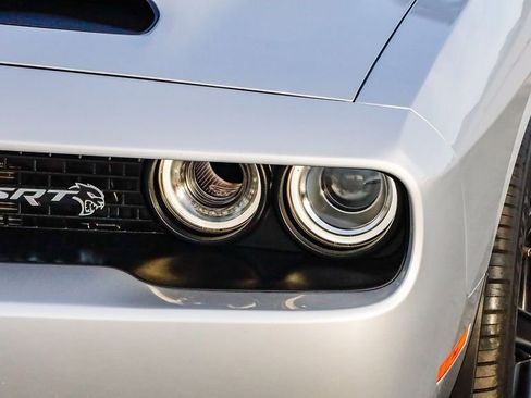 Used 2019 Dodge Challenger SRT Hellcat image 5
