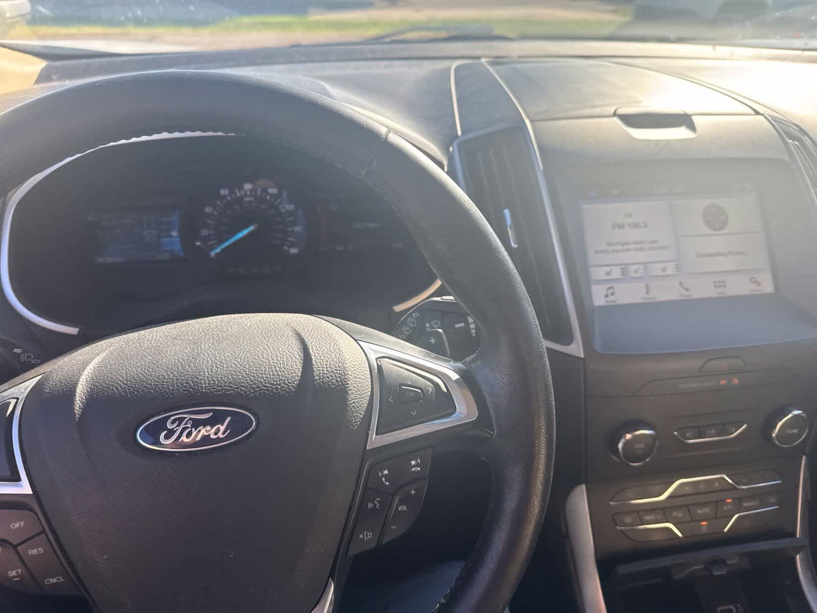 Used 2019 Ford Edge SEL w/ Equipment Group 201A AWD/4WD image 19