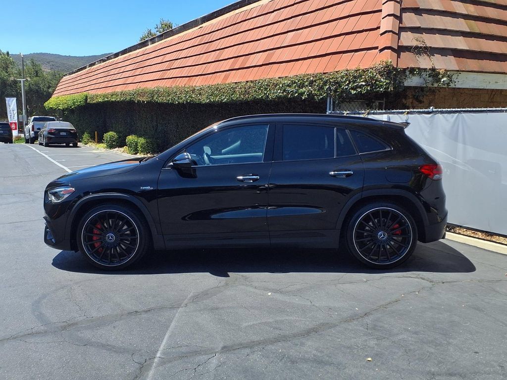 Used 2022 Mercedes-Benz GLA 45 AMG 4MATIC image 4