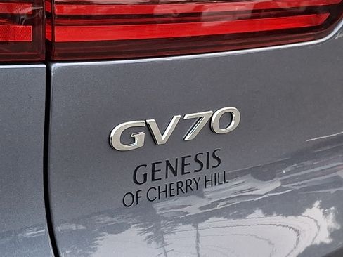 Certified 2026 Genesis GV70 3.5T Sport Prestige AWD/4WD image 30