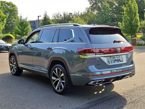 Used 2025 Volkswagen Atlas SEL Premium R-Line AWD/4WD image 4