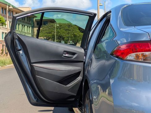Used 2023 Toyota Corolla SE FWD image 11