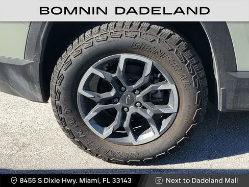 Used 2025 Chevrolet Equinox ACTIV w/ Safety and Technology Package image 12