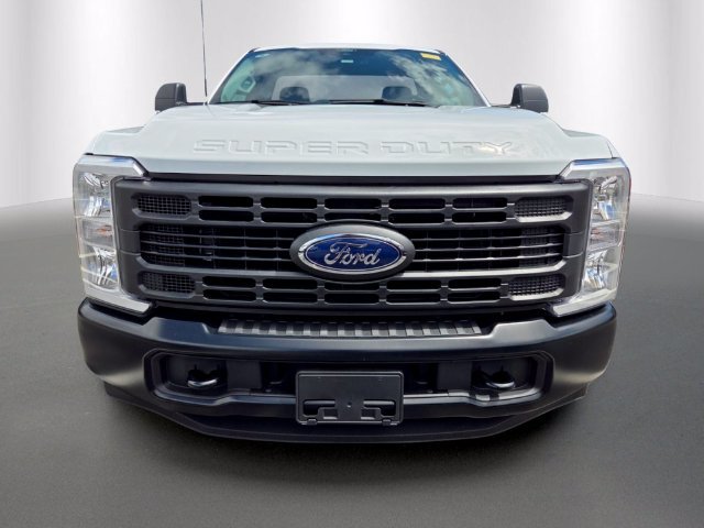 Used 2026 Ford F250 XL RWD image 2