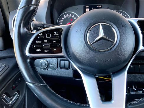 Used 2022 Mercedes-Benz Sprinter 3500 image 25