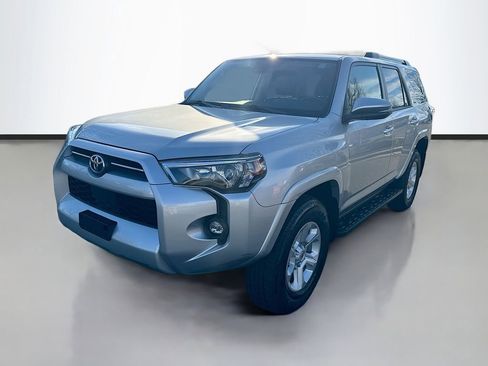 Used 2024 Toyota 4Runner SR5 Premium image 3