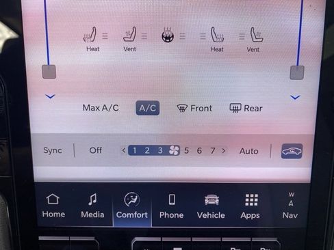 New 2025 RAM 2500 Laramie image 22