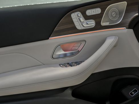 Used 2023 Mercedes-Benz GLS 450 450 image 20