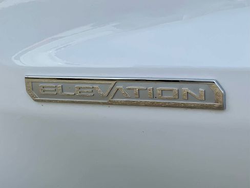 Certified 2022 GMC Sierra 1500 Elevation image 22