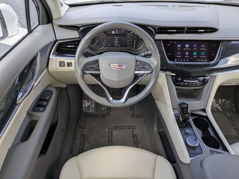 Certified 2023 Cadillac XT6 Premium Luxury image 15