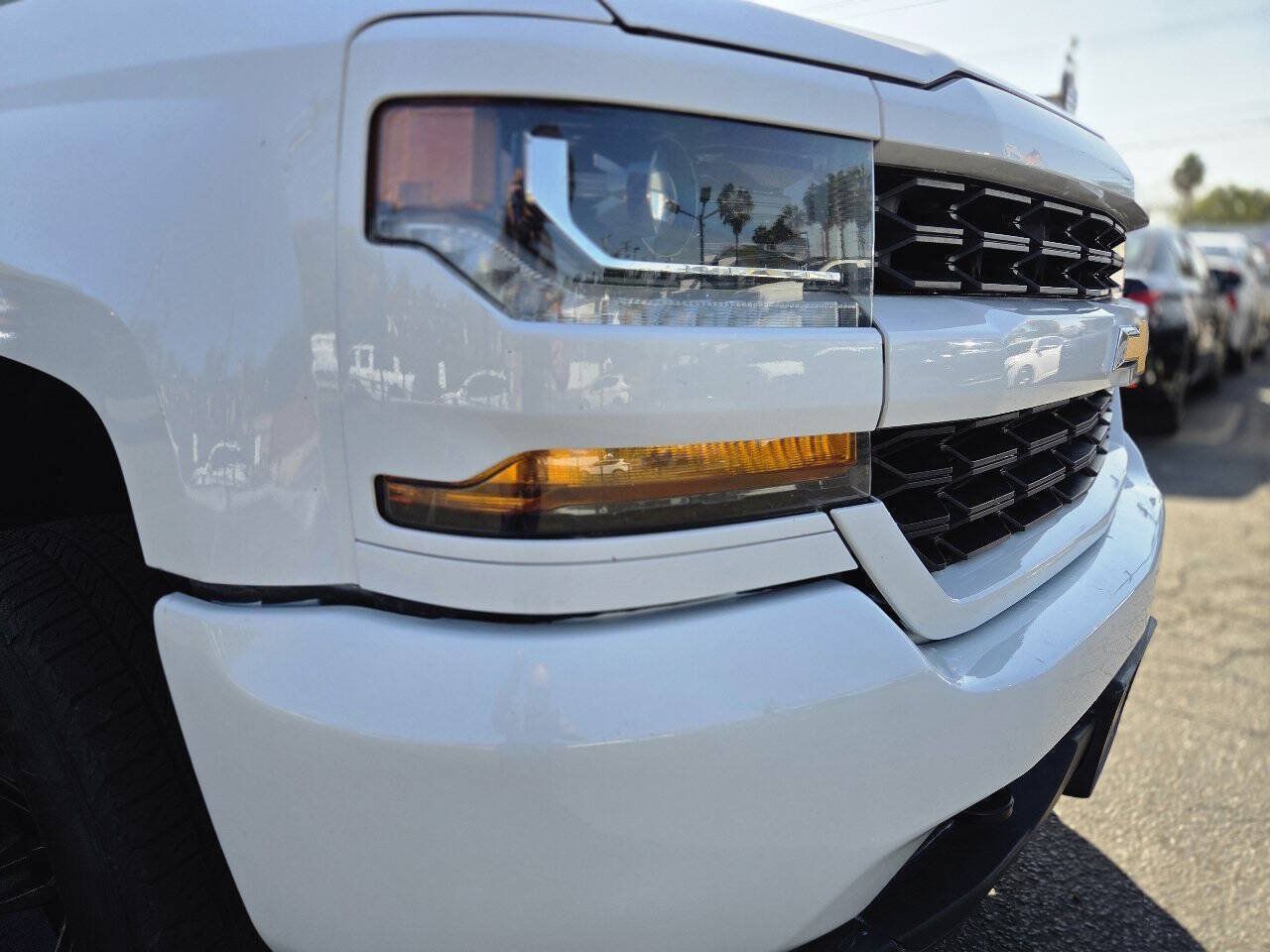 Used 2018 Chevrolet Silverado 1500 Custom RWD image 24