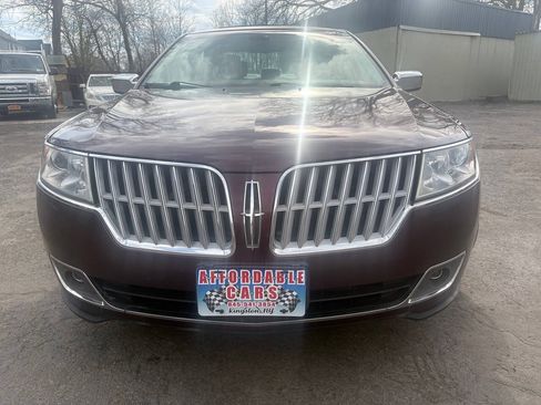 Used 2011 Lincoln MKZ w/ 102A Rapid Spec Order Code FWD image 4