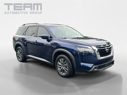 Used 2024 Nissan Pathfinder SV