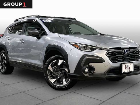 Used 2025 Subaru Crosstrek 2.5i Limited AWD/4WD image 3