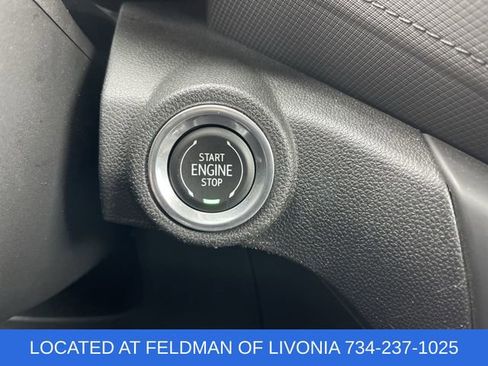 Used 2021 Chevrolet TrailBlazer LT w/ Convenience Package image 16