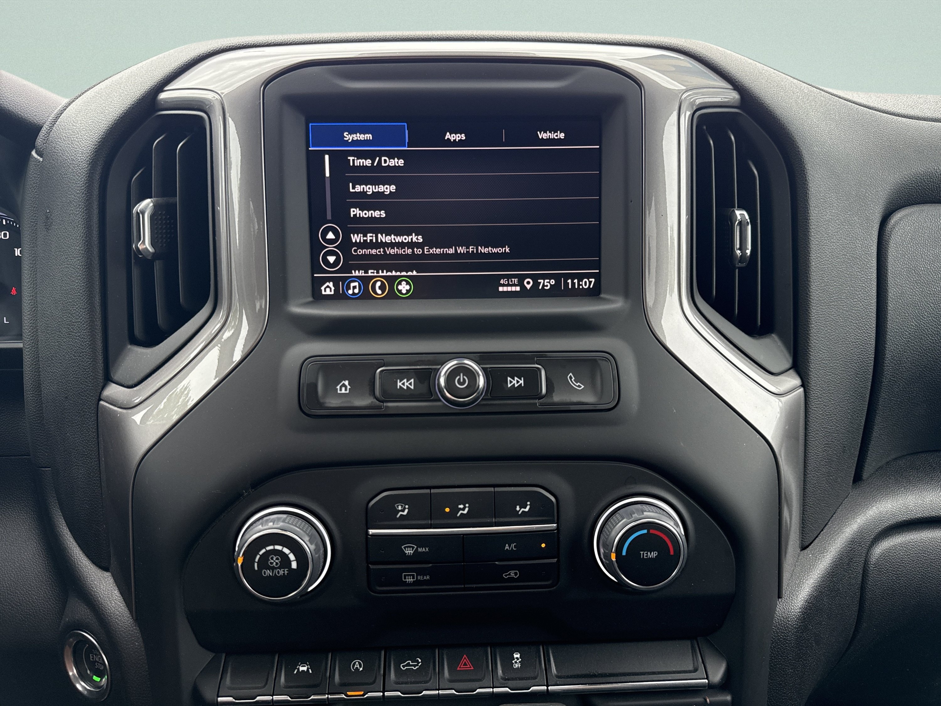 Used 2023 Chevrolet Silverado 1500 Custom AWD/4WD image 14