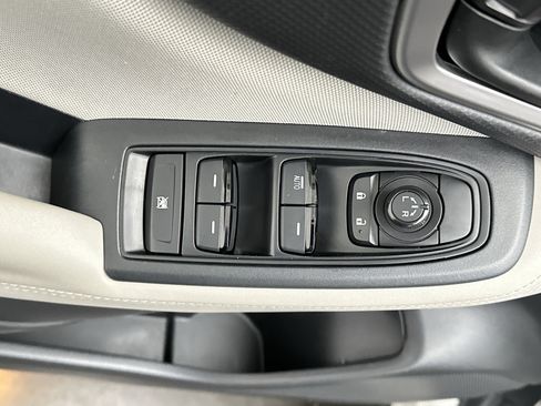 Used 2024 Subaru Forester AWD/4WD image 16