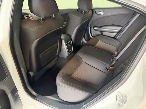 Used 2022 Dodge Charger Scat Pack w/ Dynamics Package image 31