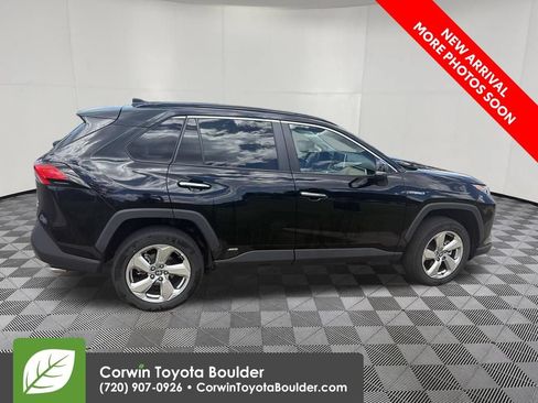 Used 2021 Toyota RAV4 Limited w/ Limited Grade Weather Package AWD/4WD image 8