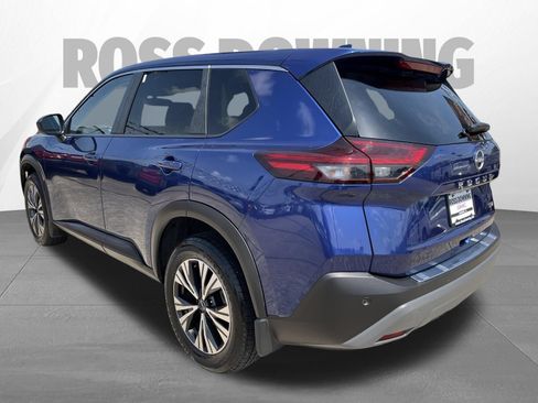 Used 2023 Nissan Rogue SV FWD image 6