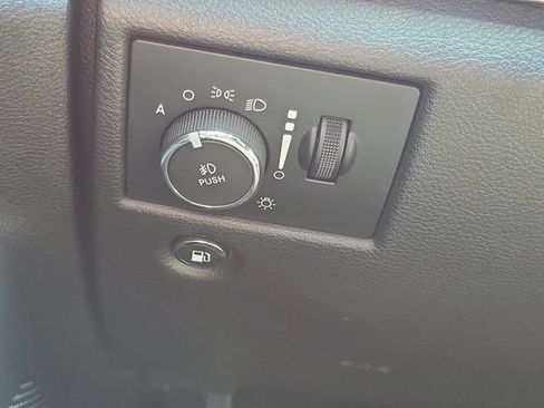 Used 2019 Jeep Grand Cherokee Limited X AWD/4WD image 10