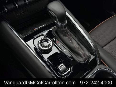 New 2026 GMC Canyon AT4 w/ Technology Plus Package AWD/4WD image 15