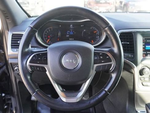 Certified 2021 Jeep Grand Cherokee Laredo image 27