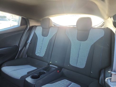 Used 2019 Hyundai Veloster 2.0 image 23