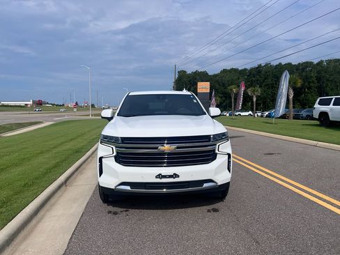 Used 2024 Chevrolet Tahoe LT w/ Luxury Package RWD image 11